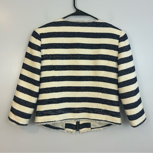 Halogen Tweed Nautical Striped Navy Blue & Ivory Cropped Blazer Size 0 - Picture 9 of 10